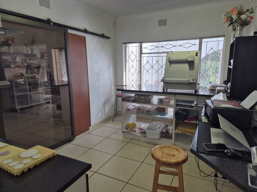 2 Bedroom Property for Sale in Wilkoppies North West